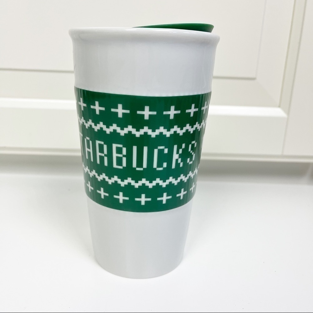 Starbucks | Green & White Sweater Ceramic Traveler Mug 2016 10oz Christmas